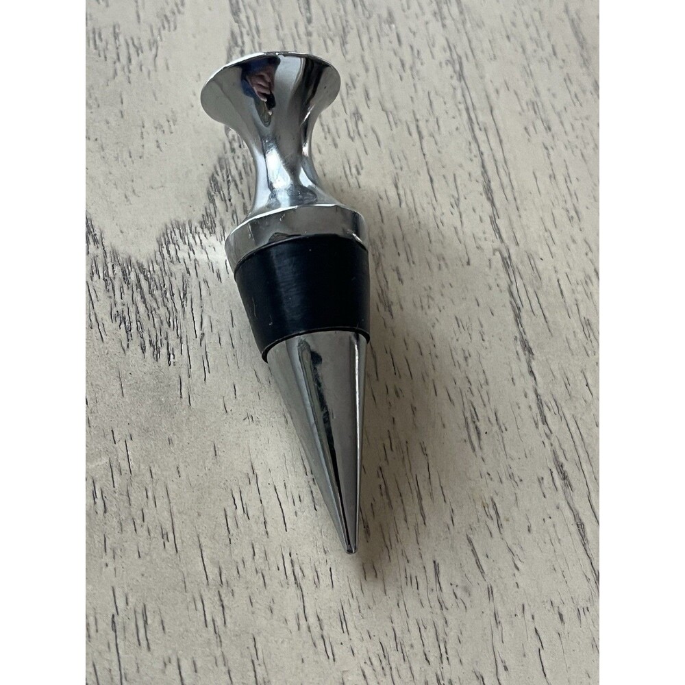 BMW Custom Chrome Metal Wine Bottle Stopper - Add A High End Touch to Your Wine - Picture 4 of 4